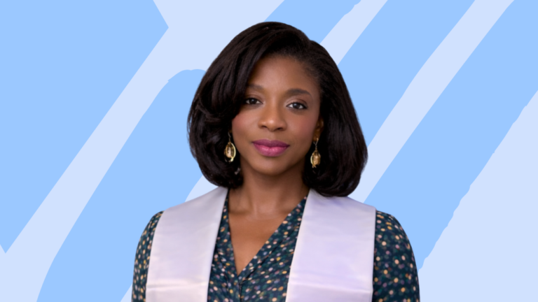 Veronica Ortega wearing a ministry stole against a light blue backgroud.